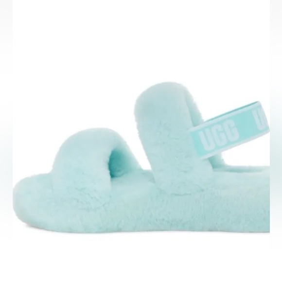 Uggs Fluff Slippers Mint Baby Blue Sz 9 Great Condition Awesome Summer Item - Picture 10 of 11